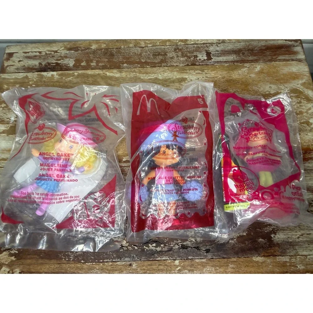 McDonald's Strawberry Shortcake Happy Meal Toys Lot of 3 Collectible Dolls NEW